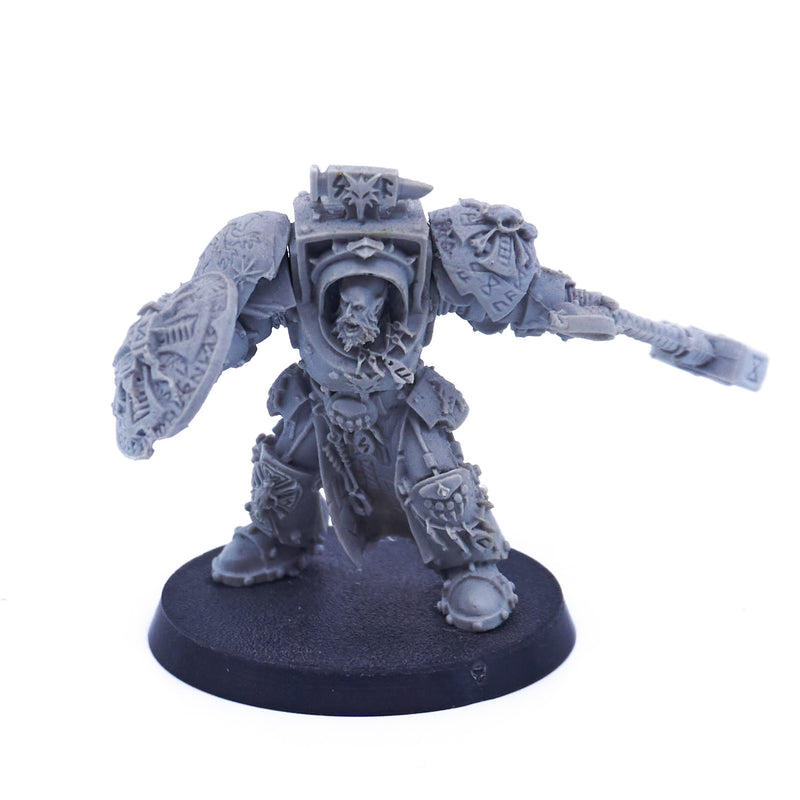 Space Wolves - Arjac Rockfist (Resin) (06952) - Used