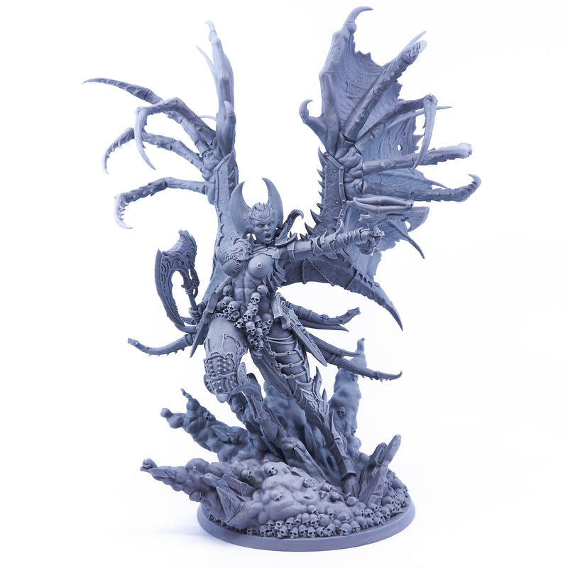 Creature Caster - Queen of Onslaught (Resin) (07750) - Used