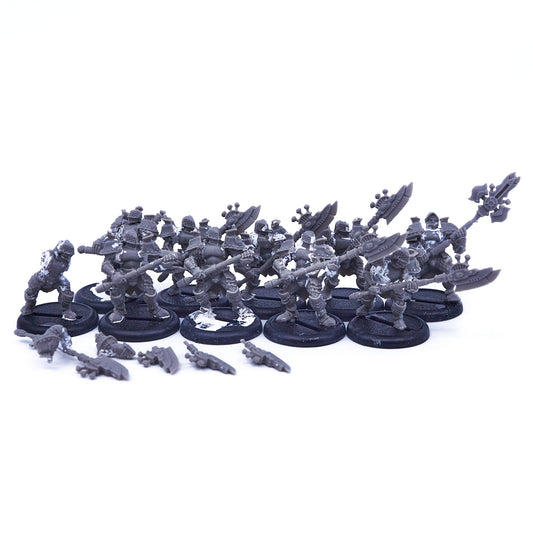 Cygnar - Stormguard Storm Knight (08400) - Used