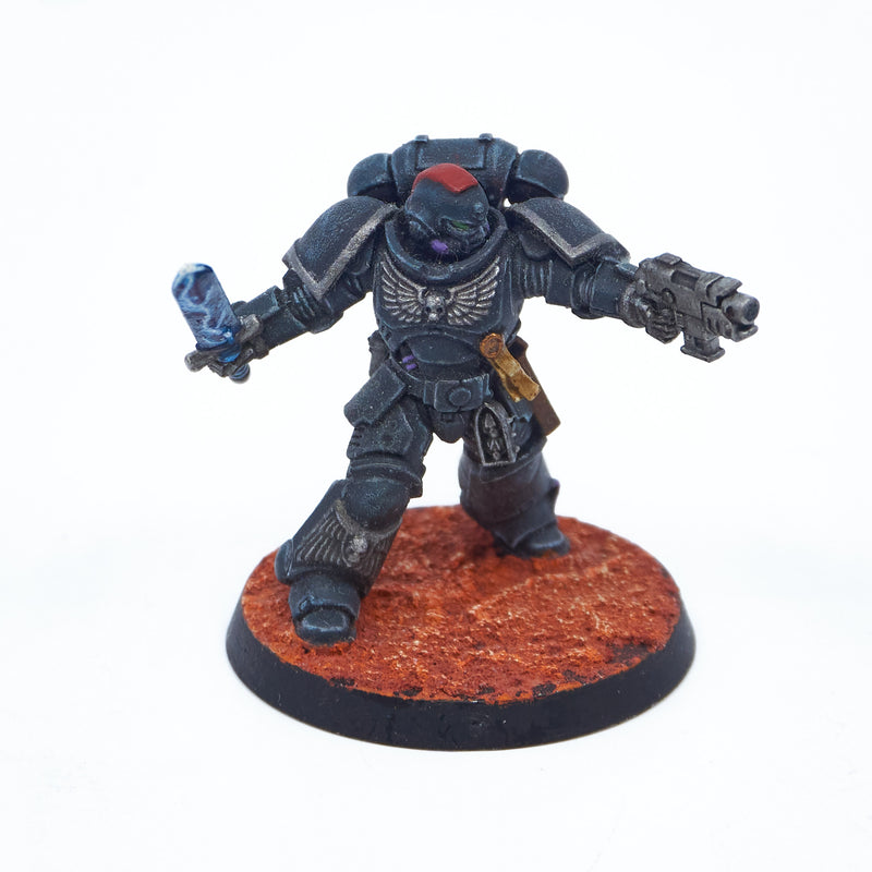 Space Marines - Primaris Lieutenant with Power Sword (01525) - Used