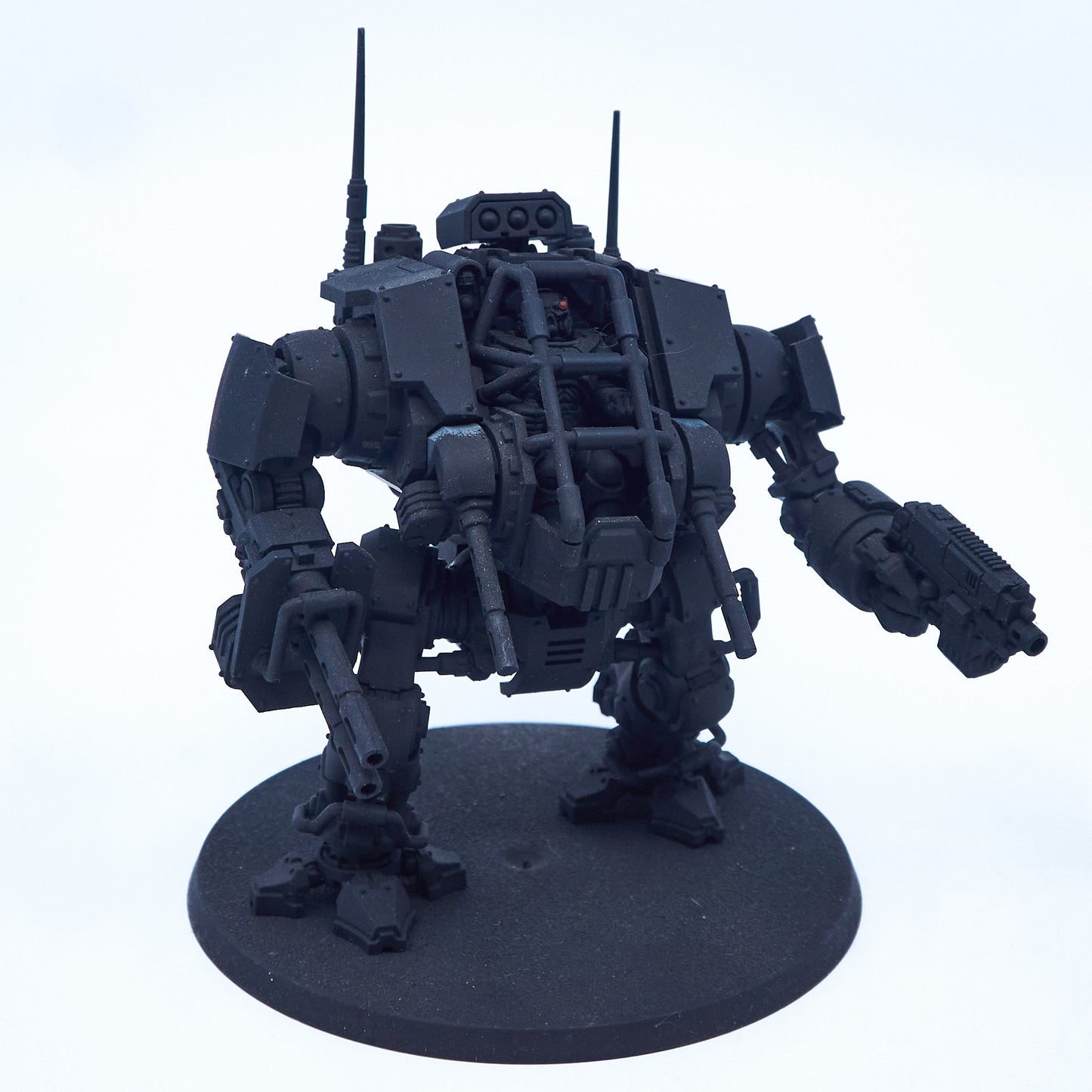 Space Marines - Primaris Invictor Tactical Warsuit (02198) - Used