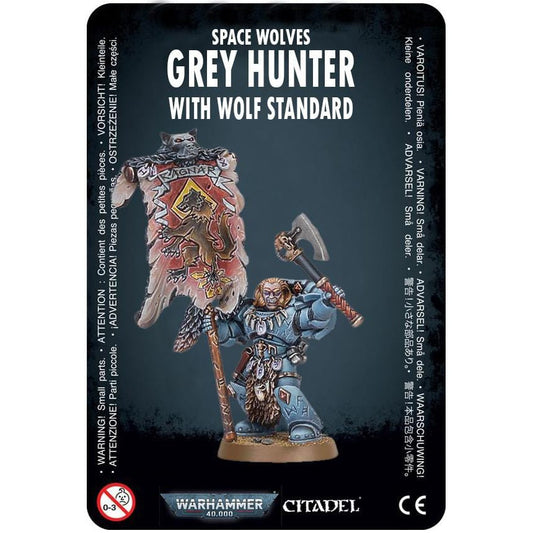 Space Wolves Grey Hunter with Wolf Standard ( 1025-N ) - Used